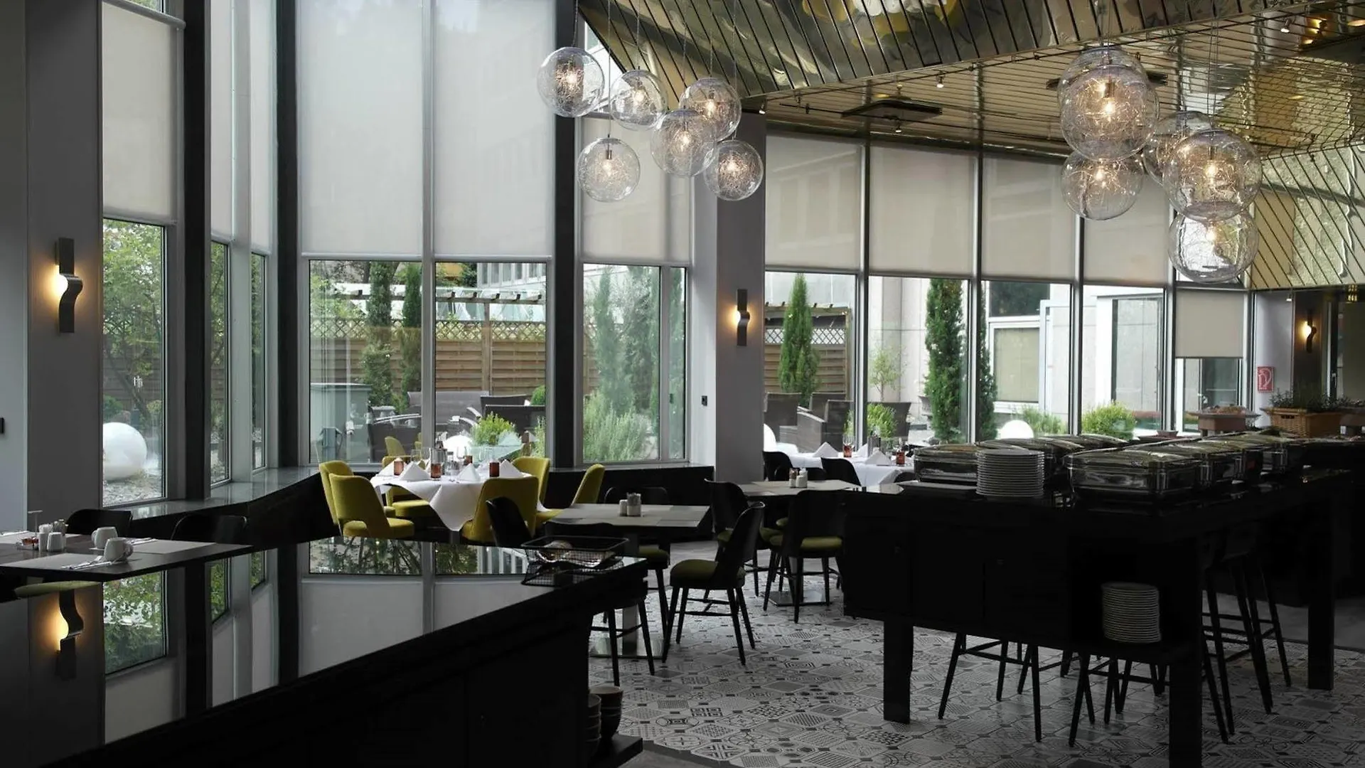 Renaissance Duesseldorf Hotel  דיסלדורף